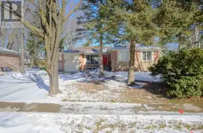 1349 Sedgewick Crescent Oakville (1017 - SW Southwest) Ontario L6L1X9