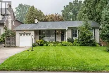 686 Cedar Ave, Burlington, Ontario L7T 2R7, 2 Bedrooms Bedrooms, 6 Rooms Rooms,1 BathroomBathrooms,All Houses,Rented,Cedar,W11979586