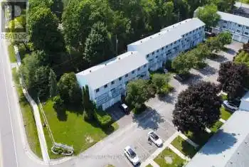 4427 Bath Road Unit# 6, Loyalist (Amherstview), Ontario K7N1A1, 4 Bedrooms Bedrooms, ,2 BathroomsBathrooms,All Houses,For Sale,Bath,X11981052