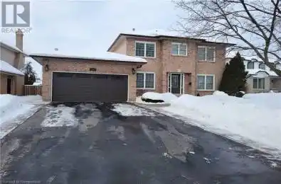 3 SUTER Crescent Dundas Ontario L9H6R6