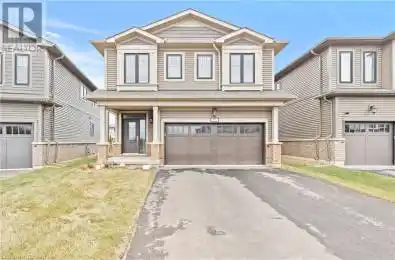 51 STARFIRE Crescent Stoney Creek Ontario L8E0K8