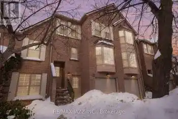 2272 Mowat Ave Unit# 64, Oakville, Ontario L6H 5L8, 3 Bedrooms Bedrooms, 7 Rooms Rooms,3 BathroomsBathrooms,All Houses,Sold,Mowat,27933275