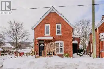 86 WALNUT Street, Paris, Ontario N3L2J7, 2 Bedrooms Bedrooms, ,2 BathroomsBathrooms,All Houses,For Sale,WALNUT,40700190