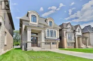 11 Becky Cheung Court Toronto (Newtonbrook East) Ontario M2M0B7