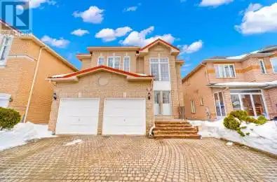 11 Ferncliffe Crescent Markham (Cedarwood) Ontario L3S4N9