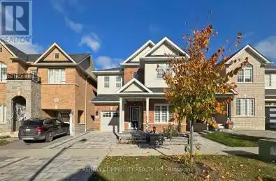 30 Raithby Crescent Ajax (Central East) Ontario L1Z0S6