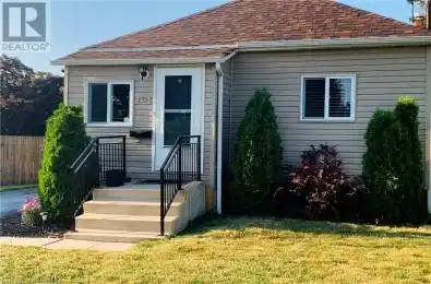 181 MEAD Avenue Hamilton Ontario L8H3V2