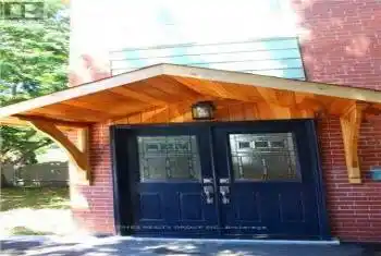 52 Langbourne Place, Toronto (Banbury-Don Mills), Ontario M3B1A9, 3 Bedrooms Bedrooms, ,2 BathroomsBathrooms,All Houses,For Rent,Langbourne,C12041220