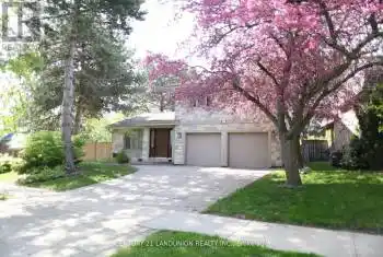 43 Bamboo Grove, Toronto (Banbury-Don Mills), Ontario M3B2C8, 6 Bedrooms Bedrooms, ,6 BathroomsBathrooms,All Houses,For Sale,Bamboo,C12060063