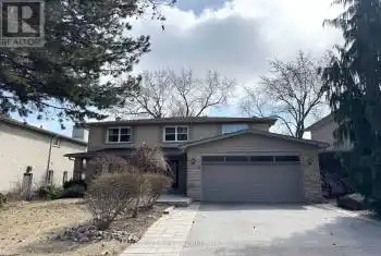 25 Cheval Drive, Toronto (Banbury-Don Mills), Ontario M3B1R5, 6 Bedrooms Bedrooms, ,5 BathroomsBathrooms,All Houses,For Rent,Cheval,C12064698