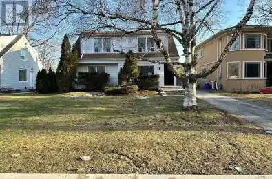 9 Roycrest Avenue Toronto (Lansing-Westgate) Ontario M2N1R1