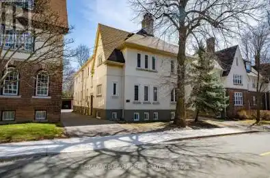 809-811 Duplex Avenue Unit# 809 Toronto (Lawrence Park South) Ontario 