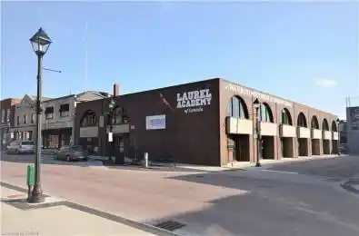 55 Dickson Street Cambridge Ontario N1R 7V5