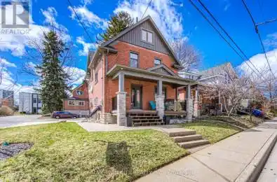 31 Dekay Street Waterloo Ontario N2H3T4