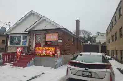 2497 Dufferin Street Toronto W04 Ontario M6B 3R3