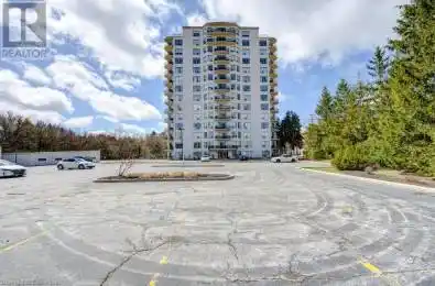 255 KEATS Way Unit# 1001 Waterloo Ontario N2L6N6