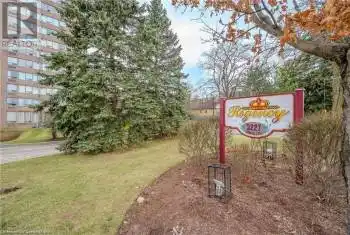 3227 KING Street Unit# 308, Kitchener, Ontario N2A3Z9, 2 Bedrooms Bedrooms, ,2 BathroomsBathrooms,Condo,For Sale,KING,40715781