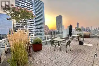 50 Lombard Street Unit# 1605, Toronto (Church-Yonge Corridor), Ontario M5C2X4, 1 Bedroom Bedrooms, ,1 BathroomBathrooms,Condo,For Rent,Lombard,C12076631