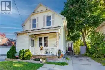 52 HENRY Street, Kitchener, Ontario N2G1P3, 4 Bedrooms Bedrooms, ,3 BathroomsBathrooms,All Houses,For Sale,HENRY,40715943
