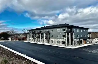 78A QUEEN Street Unit# 105 Bonnechere Valley Ontario K0J 1T0
