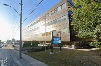 136 BAYFIELD Street Unit# 201 Barrie Ontario L4M 3B3