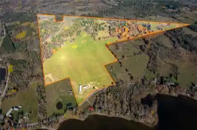 330 ISLAND VIEW Drive North Algona Wilberforce Ontario K0J 1X0