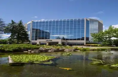 1565 Carling Avenue Avenue Unit# 100 Westboro - Hampton Park Ontario K