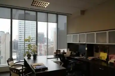 480 University Avenue Unit# 1400 Toronto C01 Ontario M5G 1V2