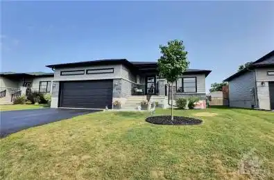 104 ALMA Street North Grenville Ontario K0G 1J0