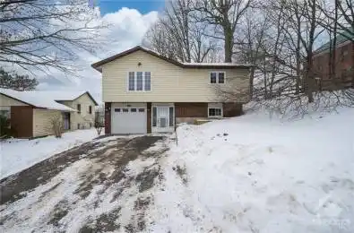 8 GARDEN Street Leeds and the Thousand Islands Ontario K0E 1L0