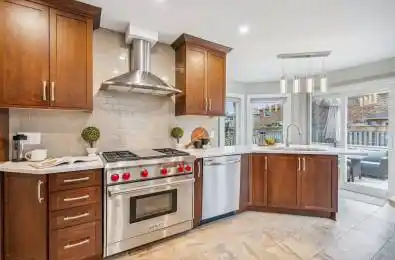 16 Grasett Crescent Barrie Ontario L4N 6Z8