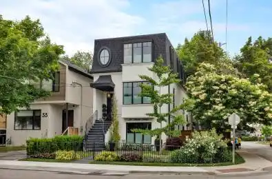 31 Third Street Toronto W06 Ontario M8V 2X7