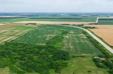 3480 Cuddy Drive Adelaide Metcalfe Ontario N7G 3H6