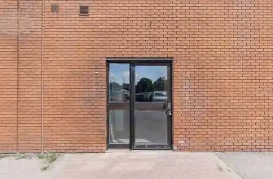 189 Kent Street Unit# 106 Kawartha Lakes Ontario K9V 5G6