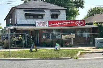 237 Park Lawn Road Toronto W07 Ontario M8Y 3J3