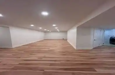 490 Pineland Avenue Unit# Basement Oakville Ontario L6K 2A1