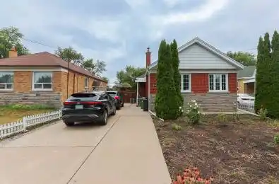 34 Greylawn Crescent Toronto E04 Ontario M1R 2V6