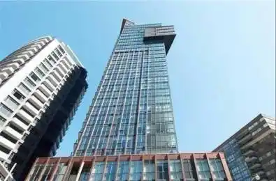 32 Davenport Road Unit# 3002 Toronto C02 Ontario M5R 0B5