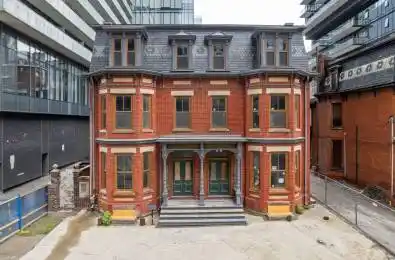 62 Charles Street Toronto C08 Ontario M4Y 2R3