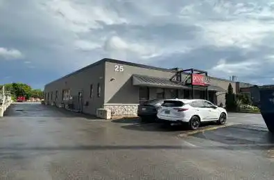 25 Vanley Crescent Unit# 2A Toronto W05 Ontario M3J 2B7