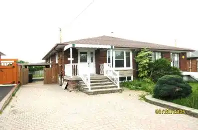 100 Snowood Court Toronto W05 Ontario M3N 1E8