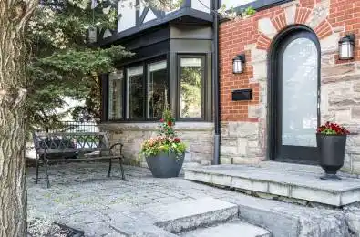 3 Oakwood Place Hamilton Ontario L8S 4C9