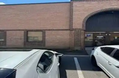 28 Fulton Way Unit# 3 Richmond Hill Ontario L4B 1J5