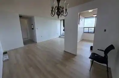 18 KNIGHTSBRIDGE Road Unit# 705 Brampton Ontario L6X 3X5