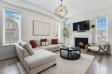 81 Dundonald Trail Newmarket Ontario L3Y 0E1