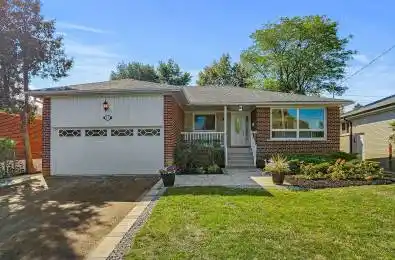 17 Oldborough Circle Toronto C15 Ontario M2J 3A1