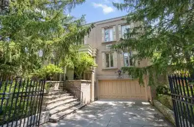 103 Dunloe Road Toronto C03 Ontario M5P 2T7