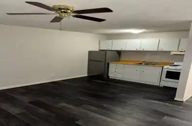 45 King Avenue Unit# 10 Clarington Ontario L1B 1H2