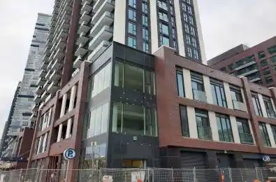 130 River Street Unit# 203 Toronto C08 Ontario M5A 3P7