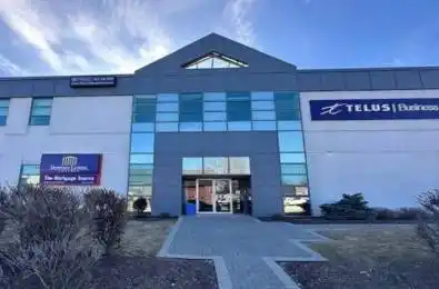 424 CATHERINE Street Unit# 200 Ottawa Centre Ontario K1R 5T8